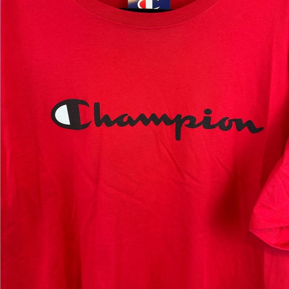 NWT! Men’s Champion T-shirt - Picture 2 of 3